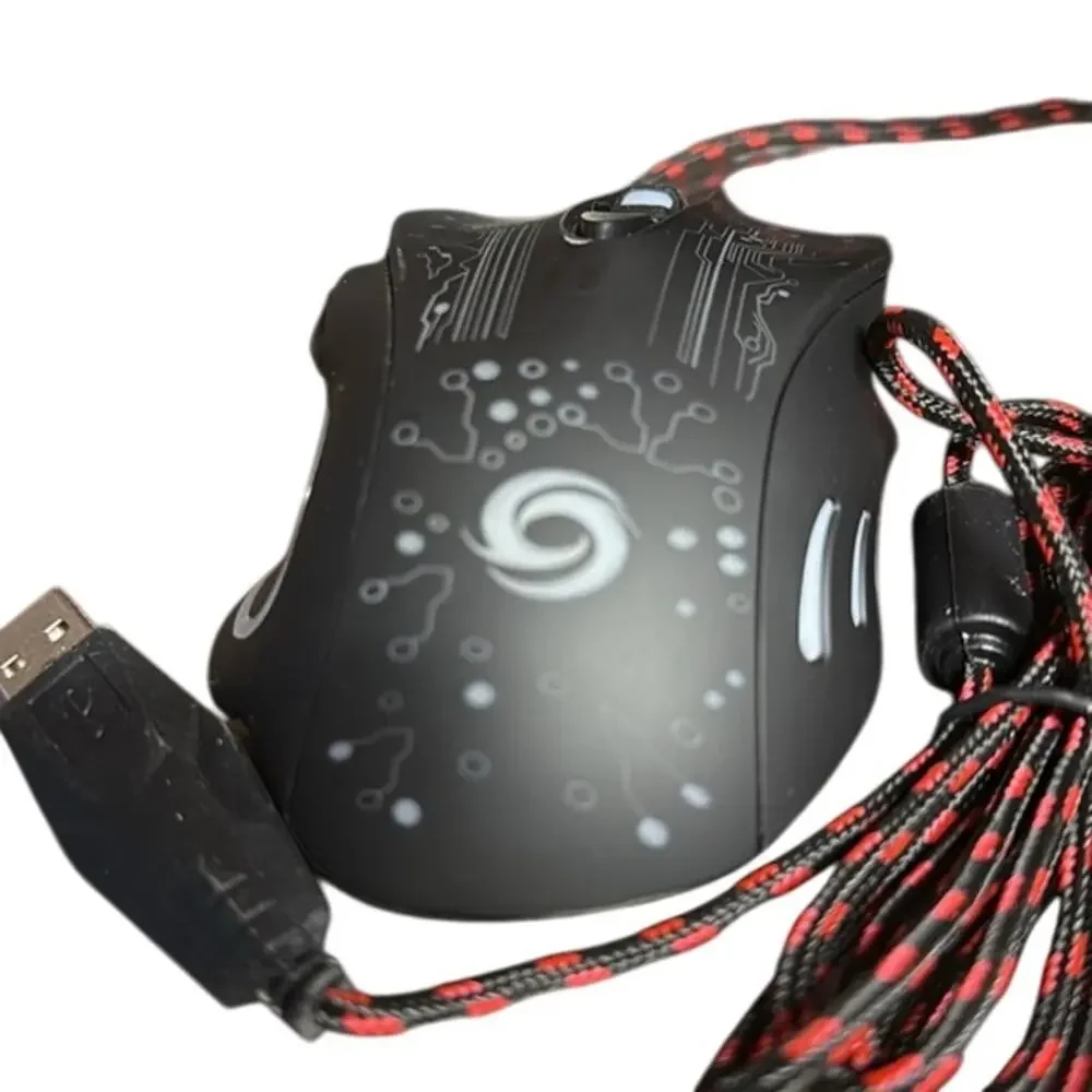 New in Box Hign Precision Gaming Mouse‎ with USB Connection